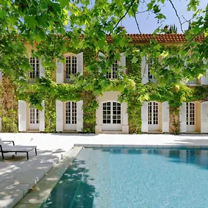 https://bastide-de-gueissard.fr-provencehotel.com